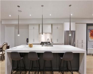Modern High End Elegant Practical Island Solid Kitchen Cabinet