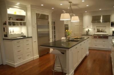Wood Transitional Shaker Kitchen Cabinets in Elegant White Cabinet