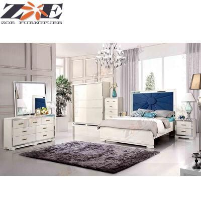 Global Hot Selling Modern King Size Bed Designs with Mirror Strip