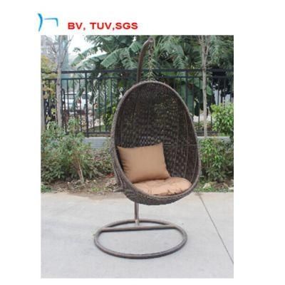 China Rattan Patio Furniture in Wicker Sawing Chair