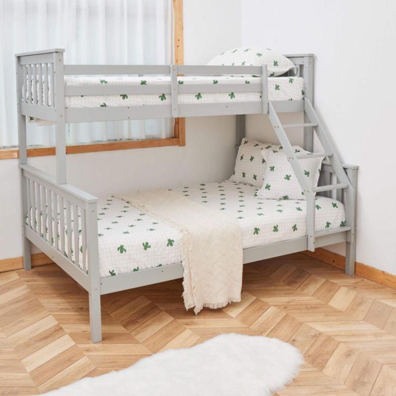 White Solid Wood Triple Bunk Bed 3 Sleeper Twins Children, Can Be Separated Into a Single Bed and a Double Bed