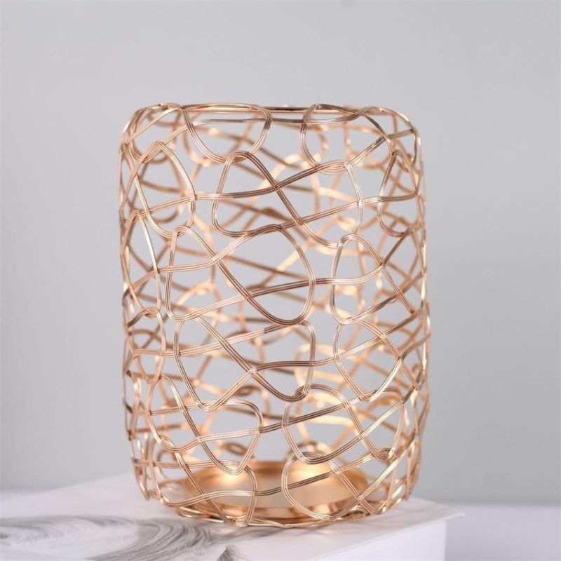 New Iron Geometry with Electroplating Metal Candlestick Romantic and Creative Home Decoration