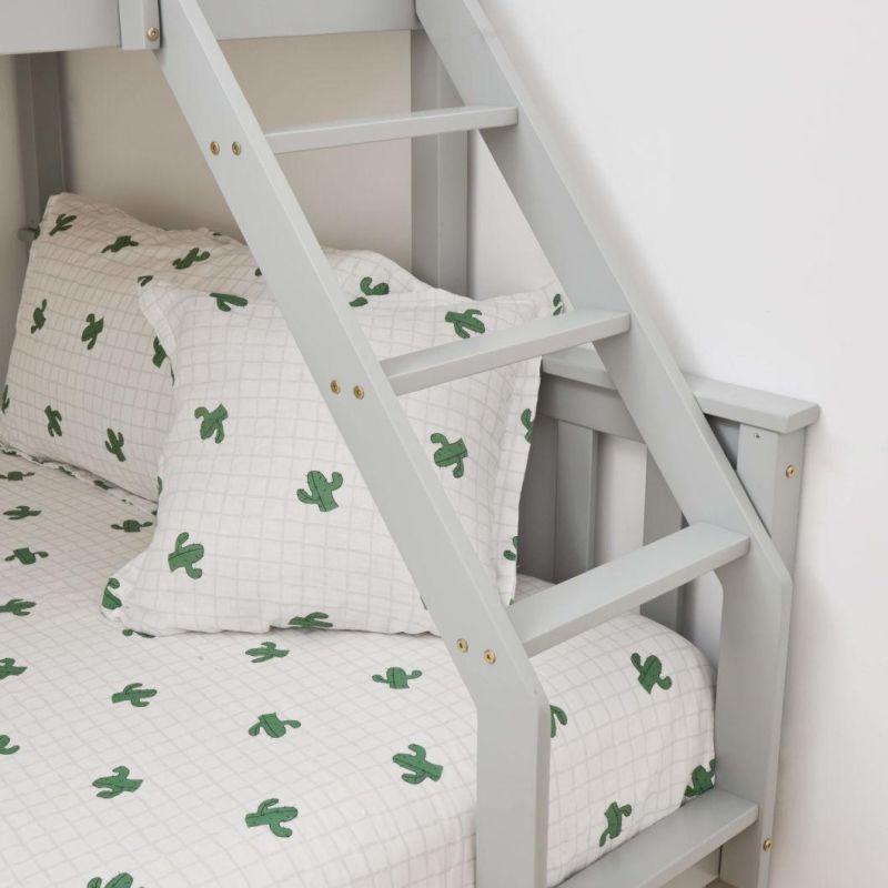 White Solid Wood Triple Bunk Bed 3 Sleeper Twins Children, Can Be Separated Into a Single Bed and a Double Bed