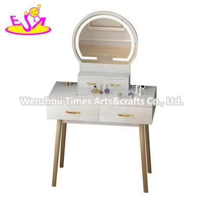 Customize Modern Wooden Dressing Table with LED Mirror W08h181