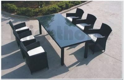 Outdoor Furniture / Chair and Table