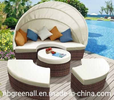 Outdoor Patio Furniture Rattan and Wicker Garden Round Lounge Bed Furniture Sets