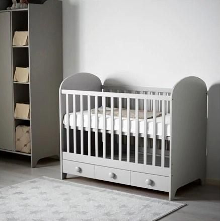 Wooden Kids Bed Infant Furniture Baby Crib with Drawer