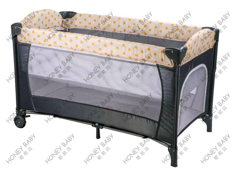 Baby Palypen with One Side Can Be Down and Close to Adult′ S Bed/Hot Sale Baby Cribs