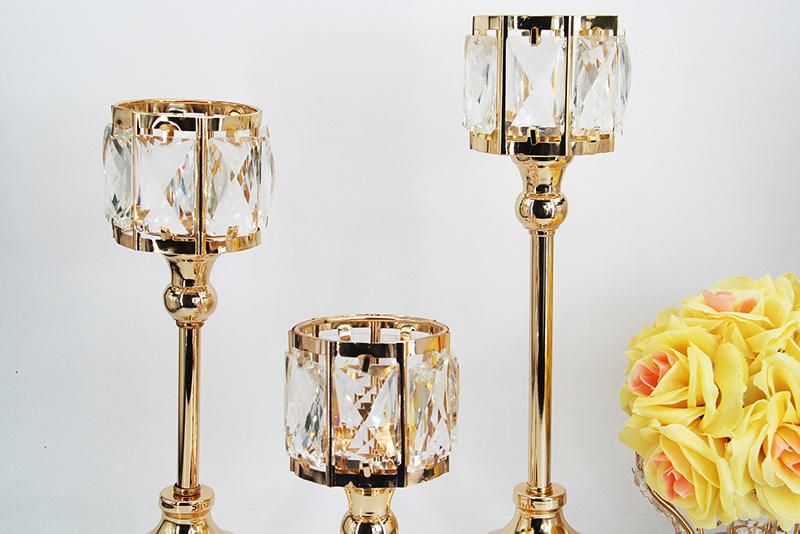 High Quality Wedding Decoration Electroplated Metal Crystal Gold Candlestick Candle Stand Holder