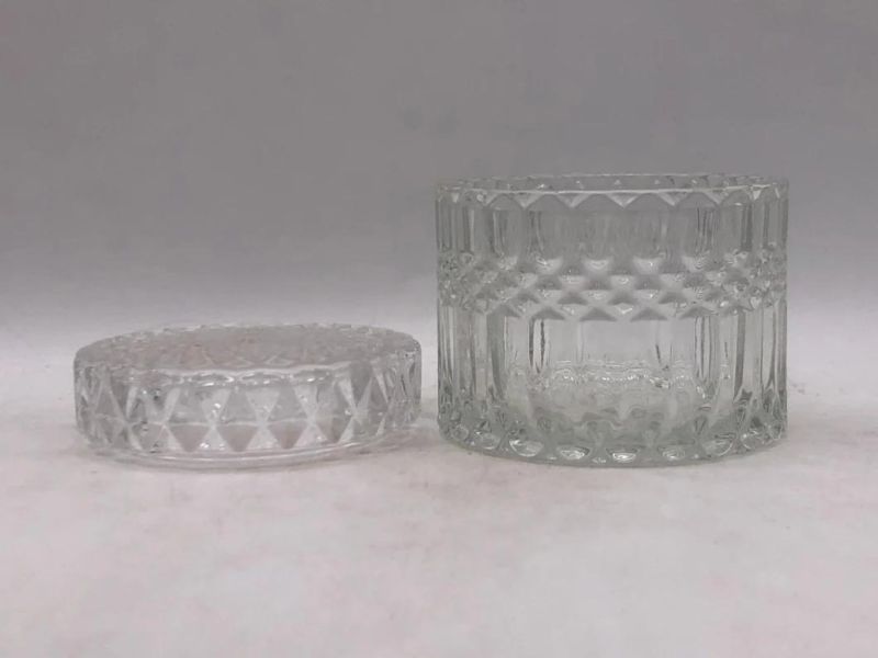 Elegant Clear Glass Candle Holder with Pattern and Glass Lid