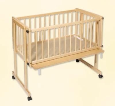 No. 1103 European Style Solid Pine Wood Baby Crib Adjustable Height