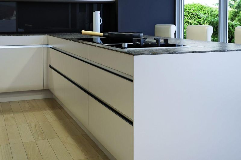 Custom Modern European Luxury Simple Design Matt Finish Island Style Laminate Kitchen Cabinet
