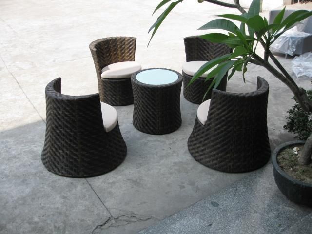 Grey Rattan Bullet Shape UV Resistant Special Weaving Rattan Coffee Shop Furniture