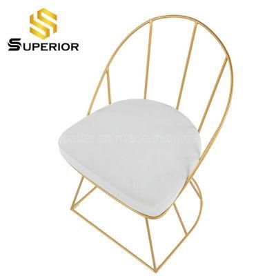 Made in China Modern Banquet Furniture Gloden Metal Wedding Chair