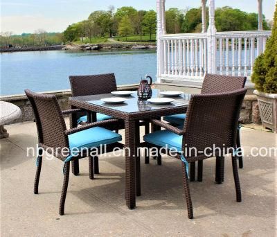 Outdoor Patio Rattan Wicker Garden Table and Chairs Furniture