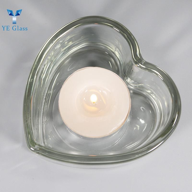 Customized Heart Shape Transparent Candle Holder for Decoration