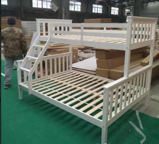 Kids White Pine Wood Triple Bunk Bed in European Style