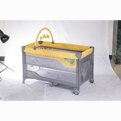 Factory Baby Bed with Toybar Brake Wheels /in Fant Baby Playpen