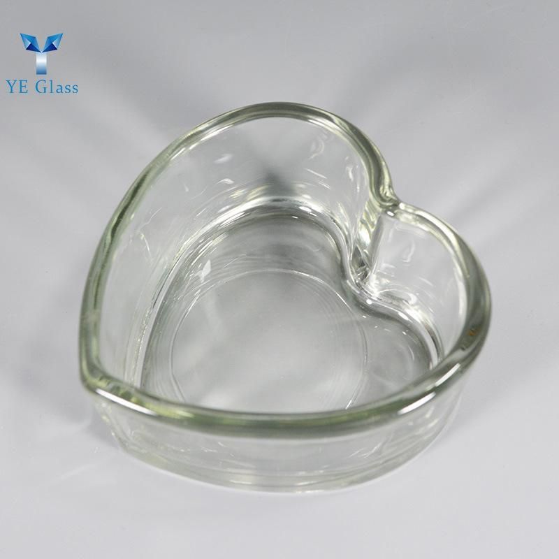 Customized Heart Shape Transparent Candle Holder for Decoration