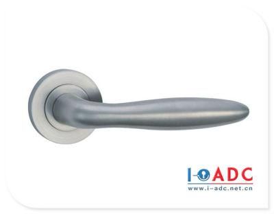 China Wholesale Stainless Steel Solid Lever Type Room Round Door Handles Lever on Rose