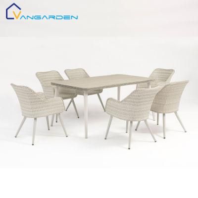 Fashion Rattan Garden Furniture Dining Table and Chair Set