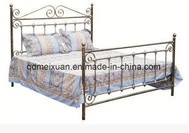 Manufacturers Selling European, Wrought Iron Bed, Double Folding Bed (M-X3587)
