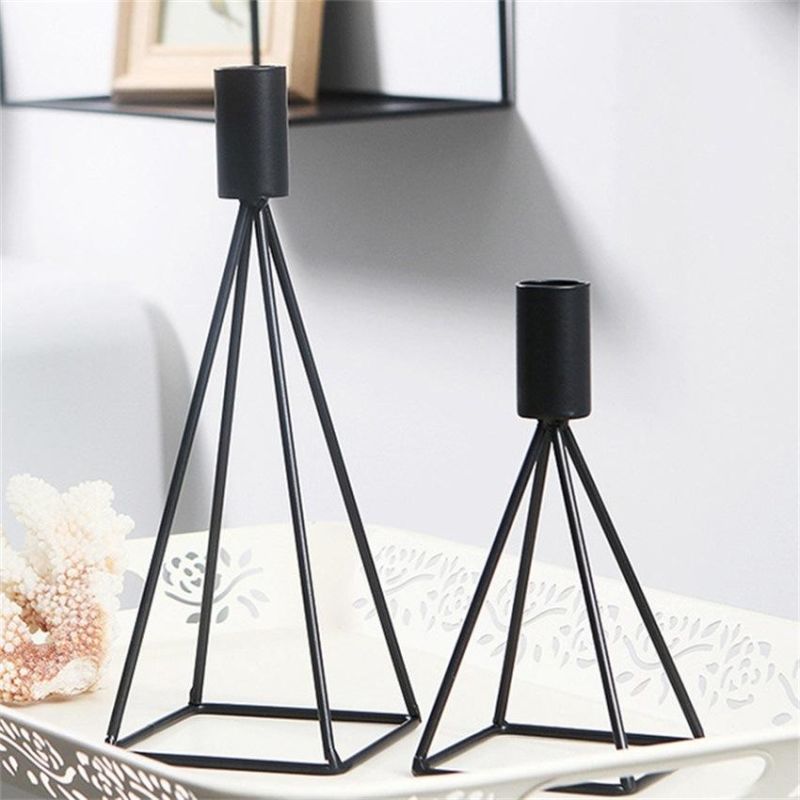 Nordic Simple Candlestick Candlelight Dinner Props Valentine′ S Day Romantic Long Pole Wax Iron Home Candlestick Decoration